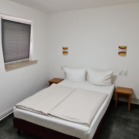 Shop 23 Bed & Breakfast Хамбург Екстериор снимка
